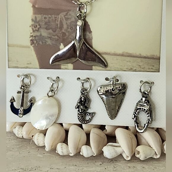 enCHARMing Silver Necklace Set - Picture 1 of 4